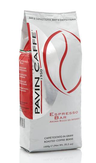 Selected Arabica and Robusta greens are blended to enhance their best characteristics.A perfect combination of delicacy and vivacity, full-bodied and creamy, a spicy aroma tempered by a hint of hazelnut that gives an “energy-kick” at any time of day.